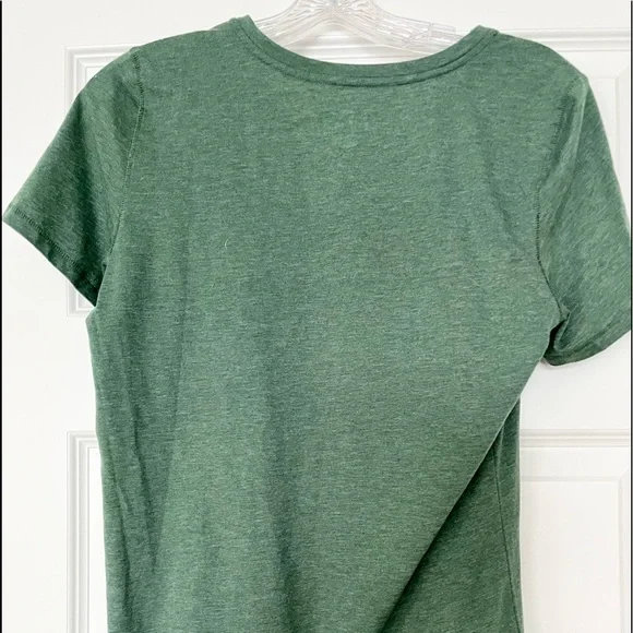 Lot of 2 MSU V-Neck LIFE IS GOOD Tees, Medium - Picture 9 of 12